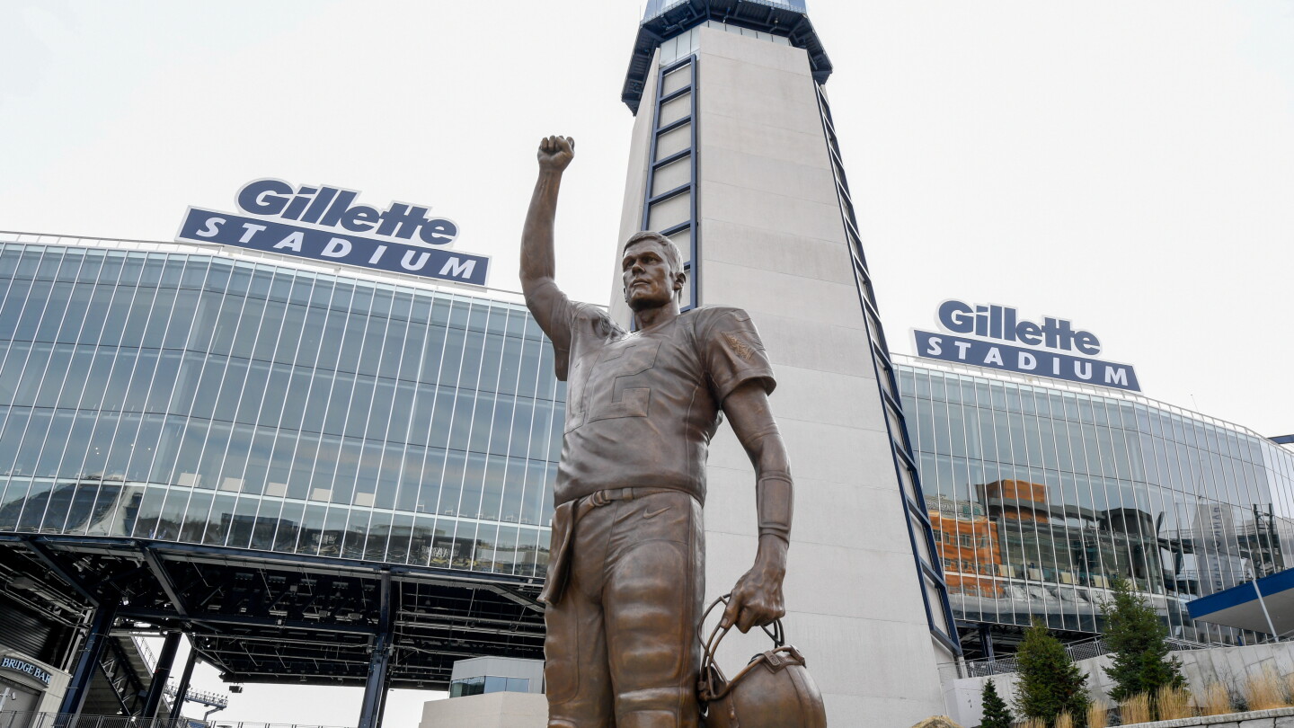 Report: Mike Macdonald wasn't referring to Tom Brady as the person who provided Super Bowl help