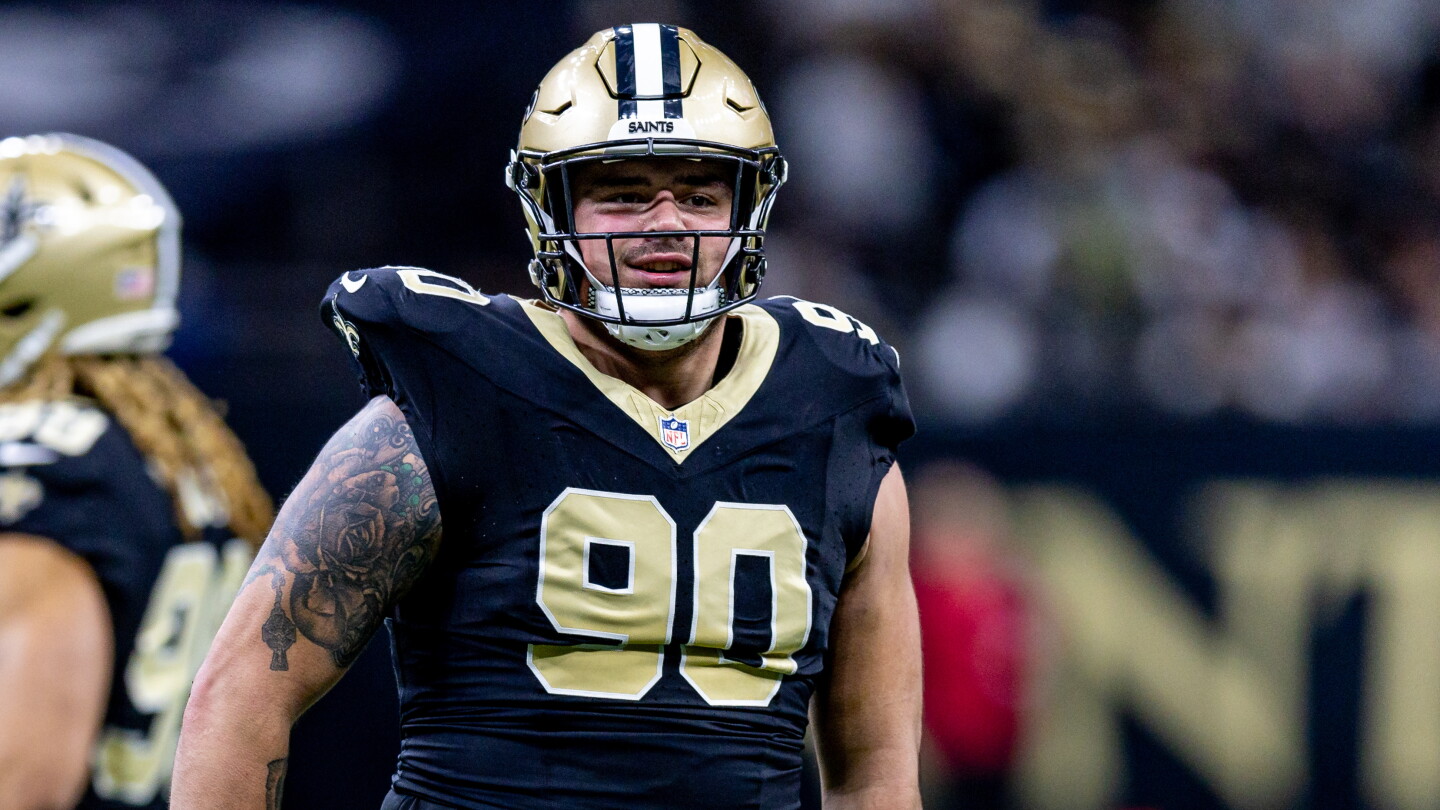Kellen Moore confirms Bryan Bresee's knee injury "doesn't look great"