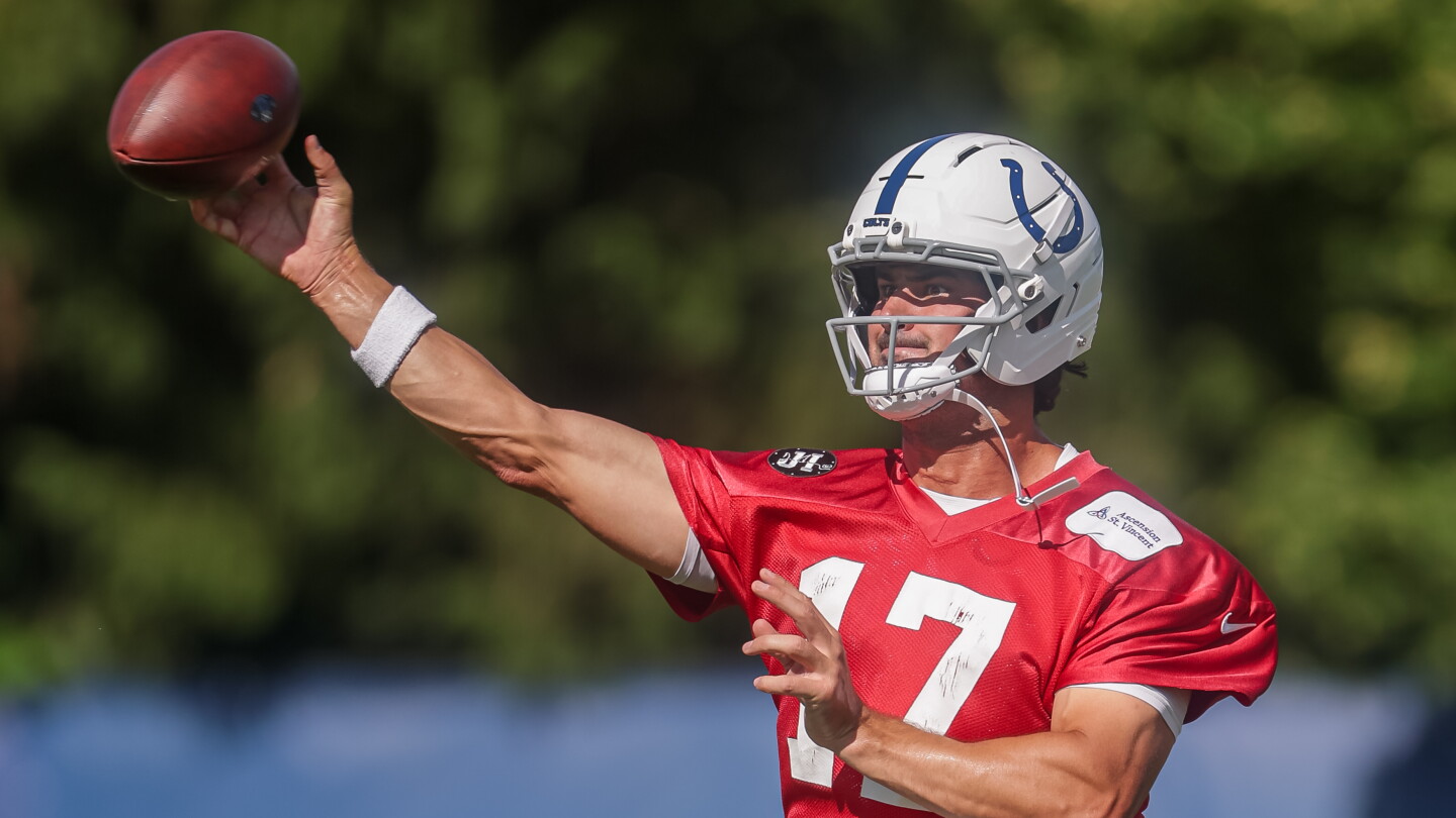 Daniel Jones is "cleared to do everything" and "feeling good"