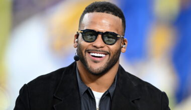 Report: Aaron Donald works out at Rams' facility