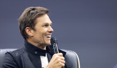 Is Tom Brady laying the foundation for a presidential run?