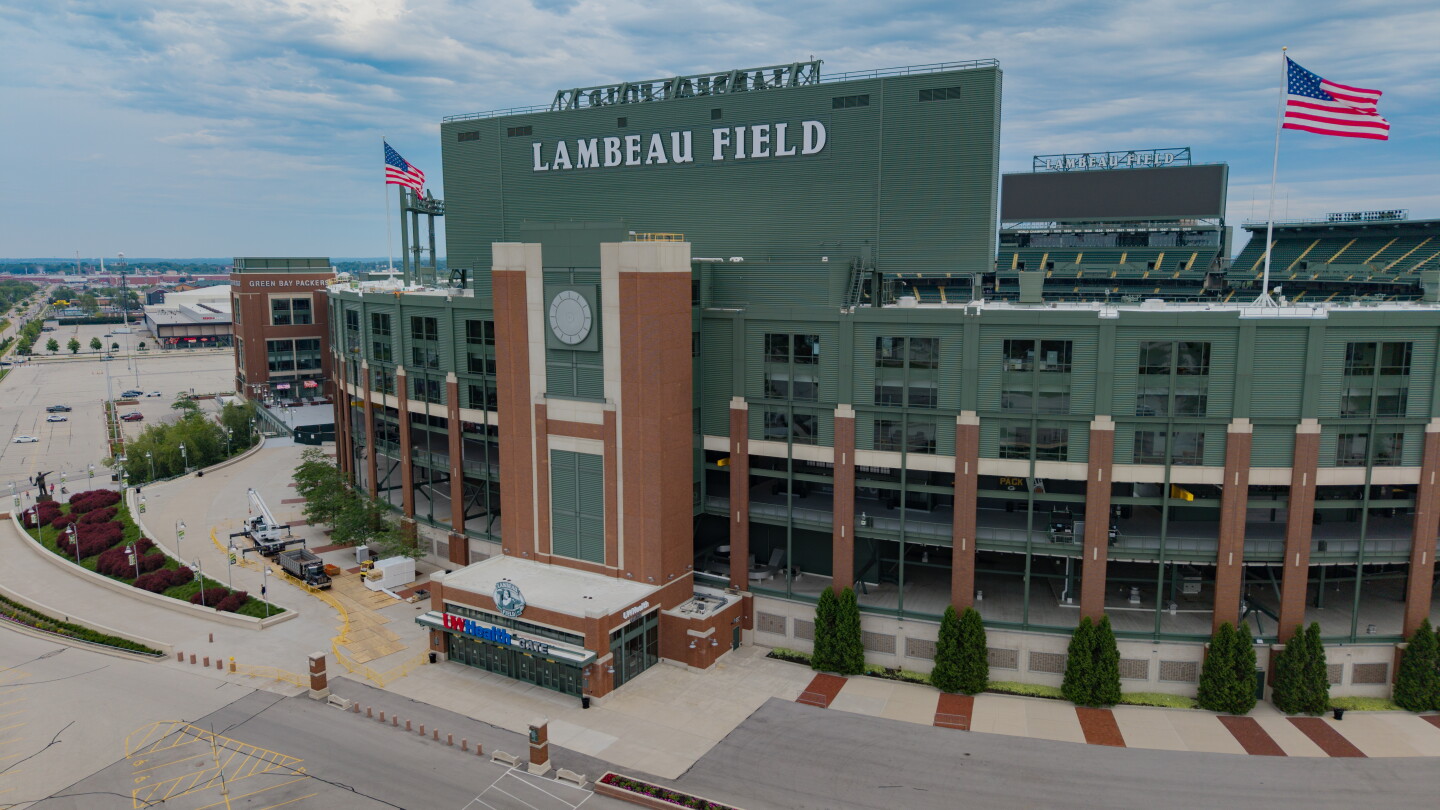 Ed Policy: Packers will bring more "major events" to Lambeau Field