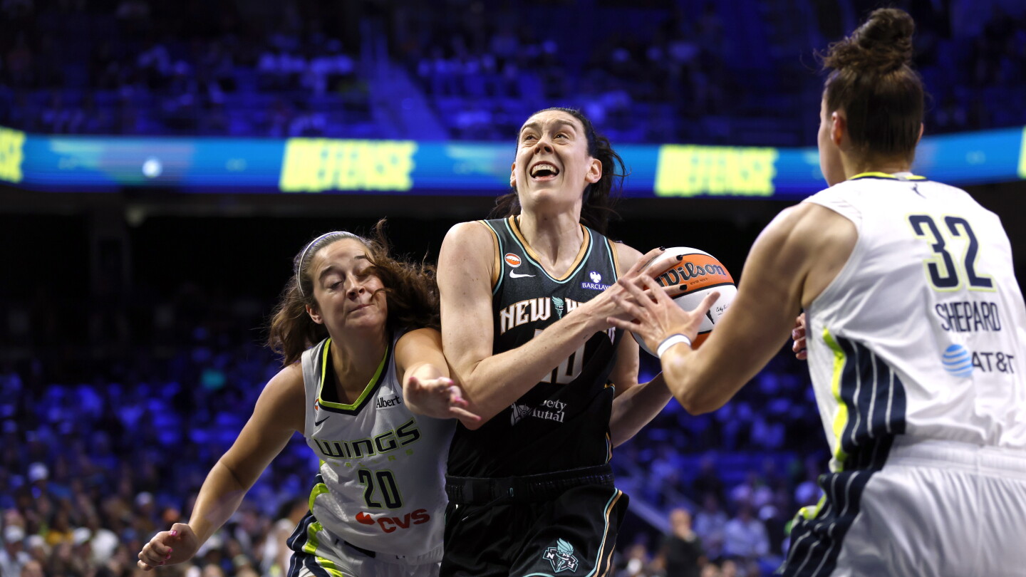 New York Liberty v Dallas Wings