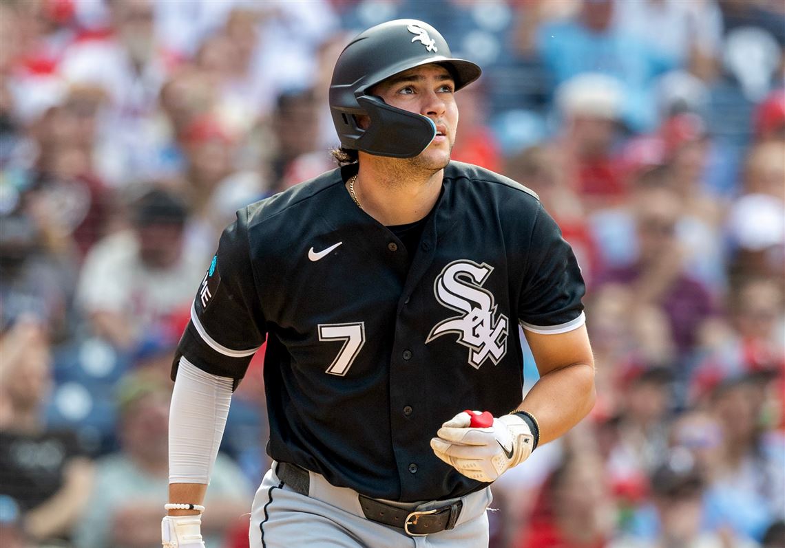 The Pirates acquire infielder Jacob Gonzalez, lefty reliever Brandon Eisert from the Chicago White Sox