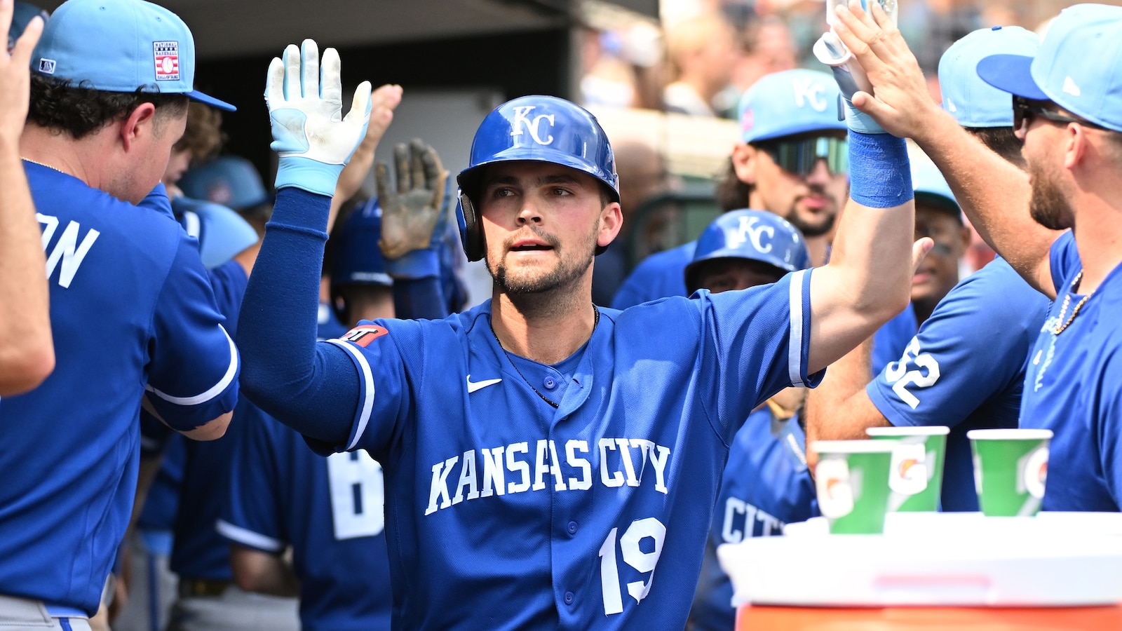 Michael Massey's 2-run, 2-out homer in 8th helps Royals beat Tigers 5-4 for 2nd straight win