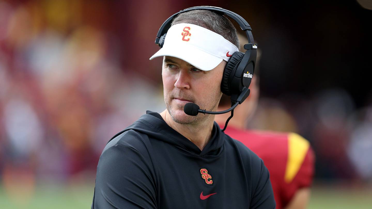 USC Freshman Boobie Feaster Already Turning Heads in Fall Camp