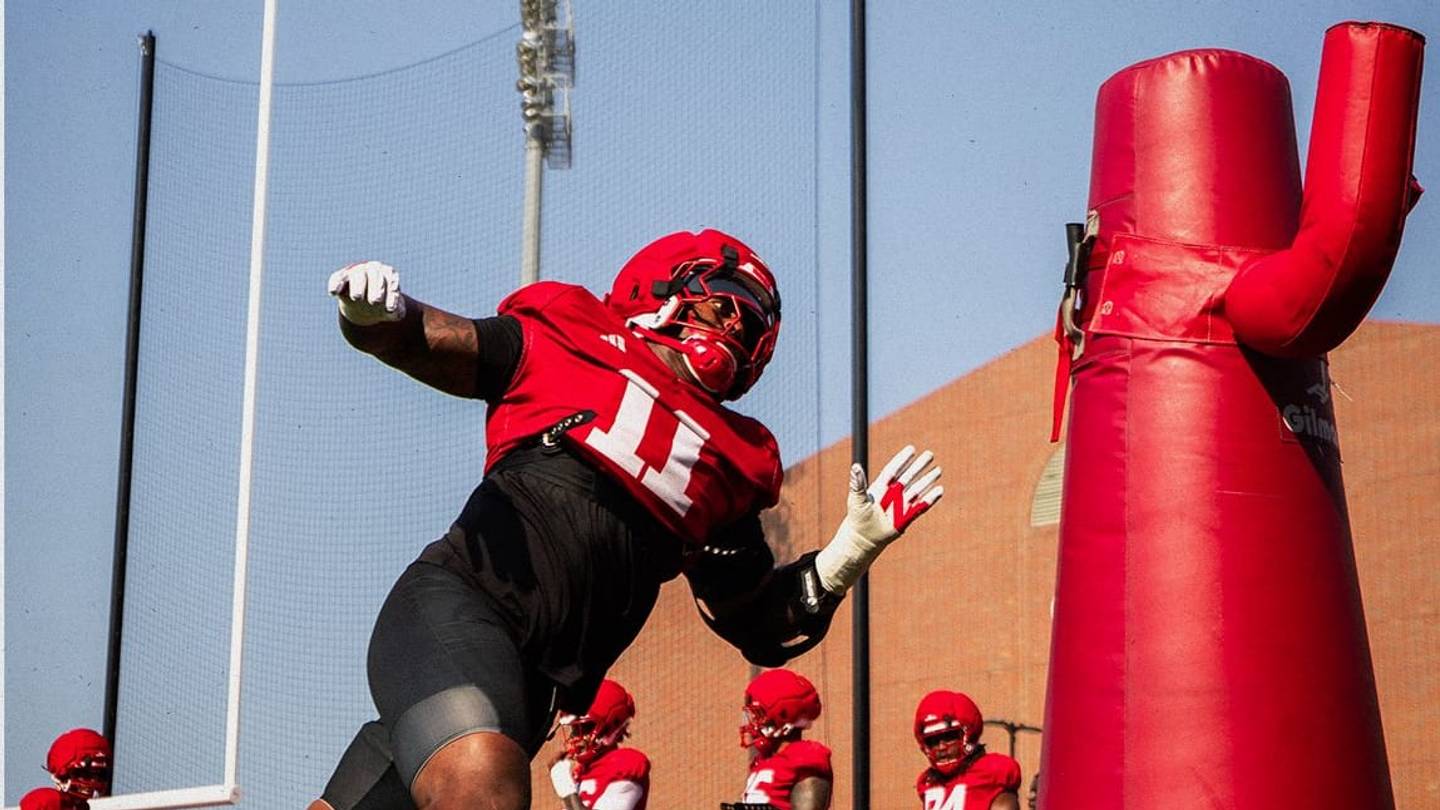 Projecting Huskers' Week 1 Starting Lineup After First Week of Fall Camp