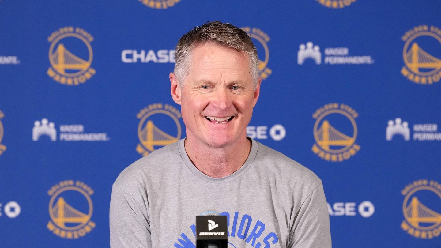 Report: 2 Free Agents 'Drawing Legitimate Interest' for Warriors' Final Roster Spots