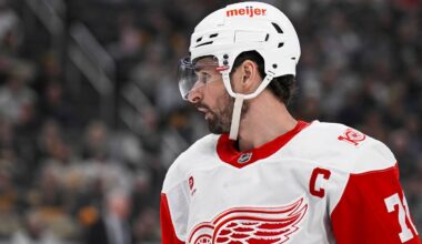 NHL: MAR 31 Red Wings at Penguins