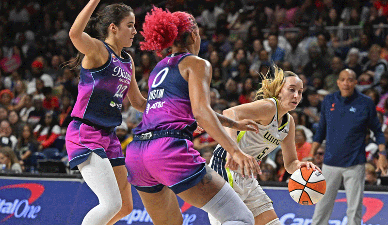 Shakira Austin Washington Mystics Paige Bueckers Dallas Wings WNBA