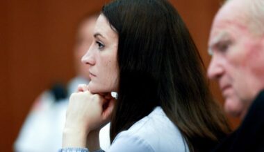 Lindsay Clancy trial focuses on psychiatric care she received before killing children