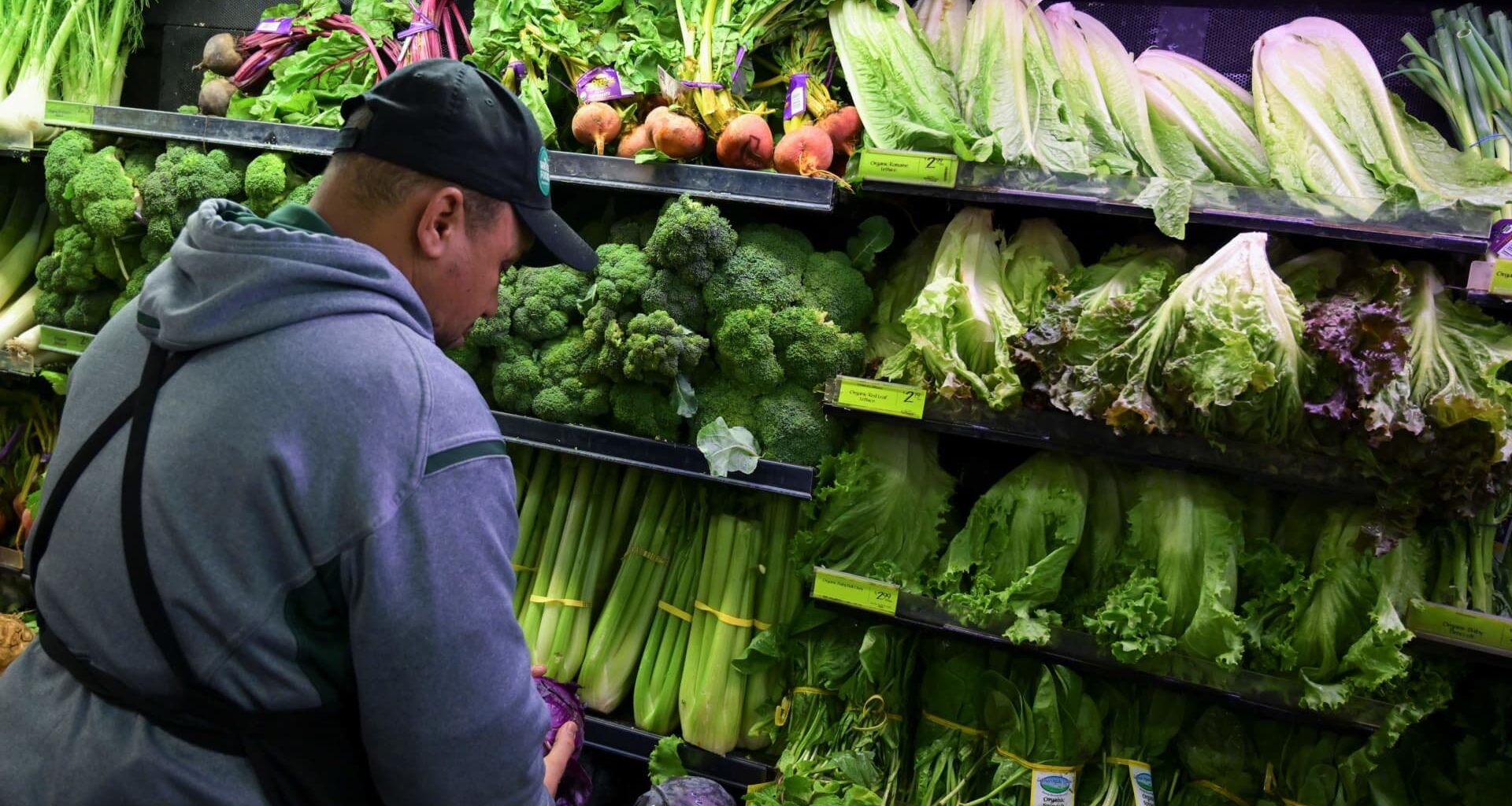 Lettuce prices see record-setting plunge amid cyclospora outbreak