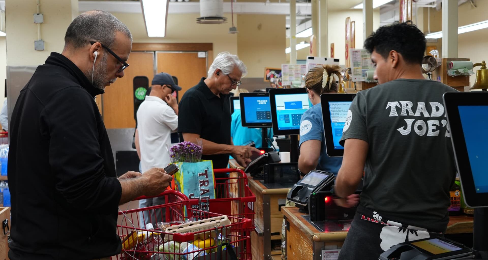 Grocery prices are Americans' top affordability challenge: Report