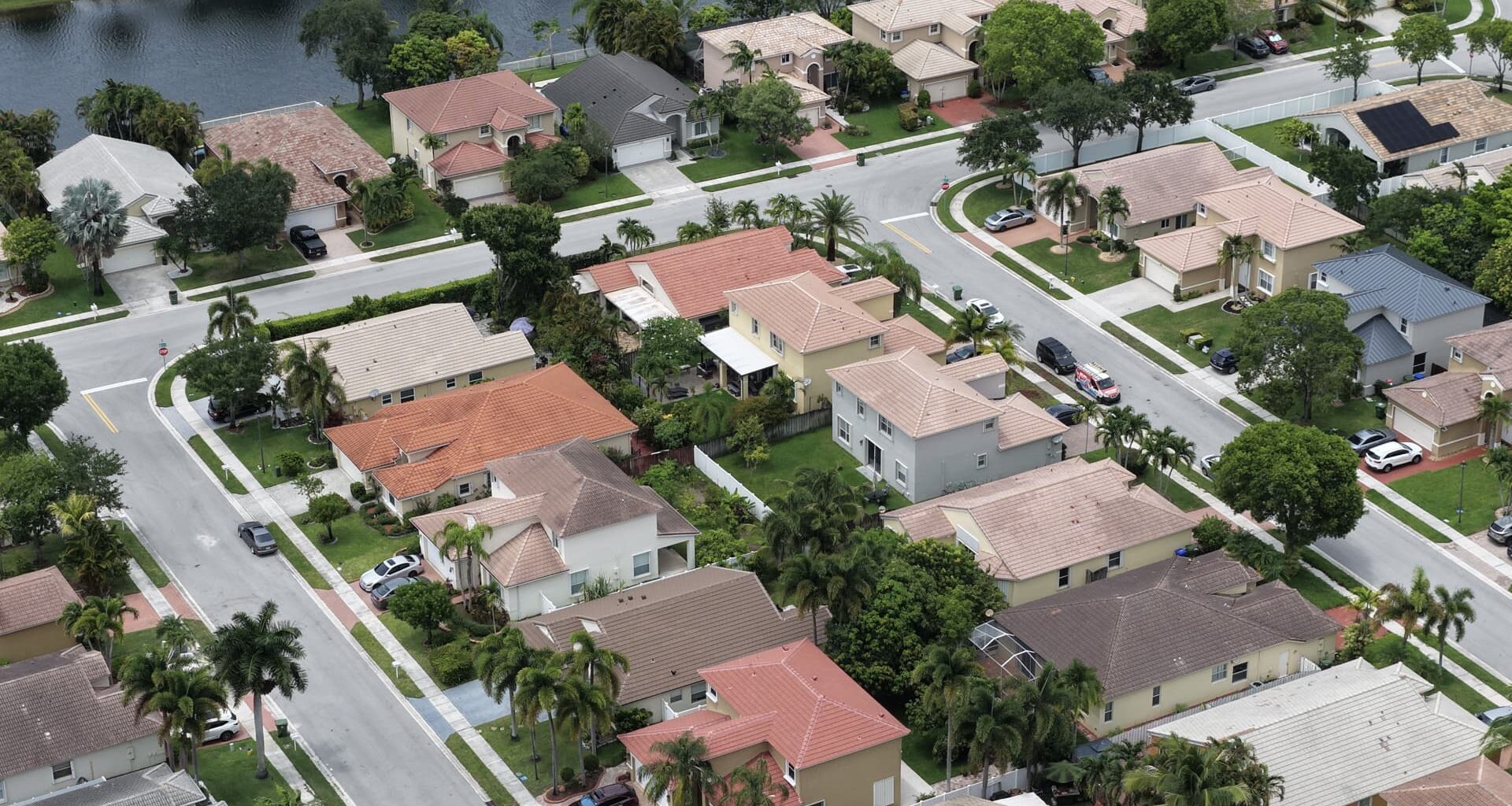 Mortgage demand stalls along with interest rates