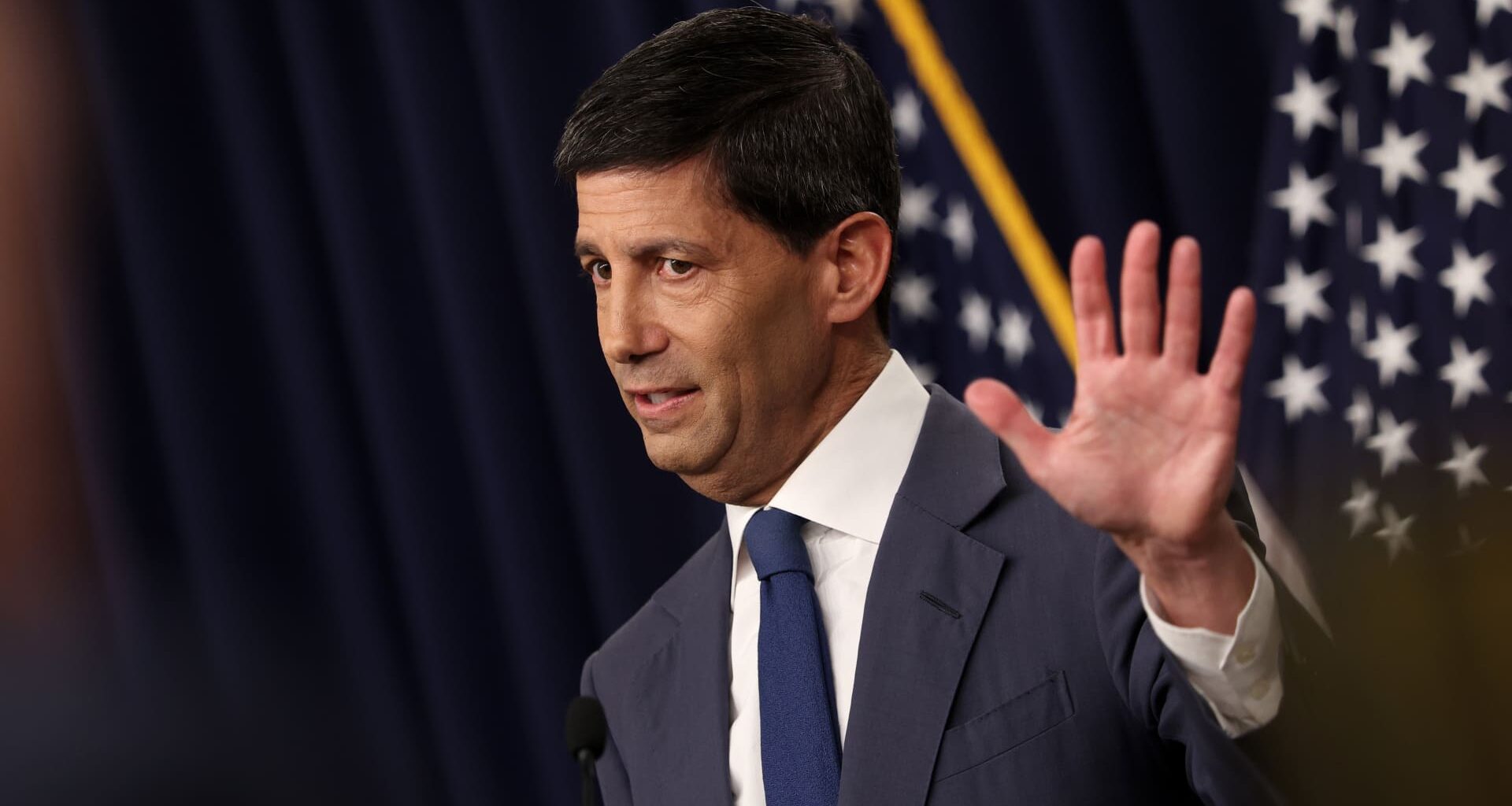 Economists want Warsh to share more on his view of the economy at Jackson Hole, says CNBC survey