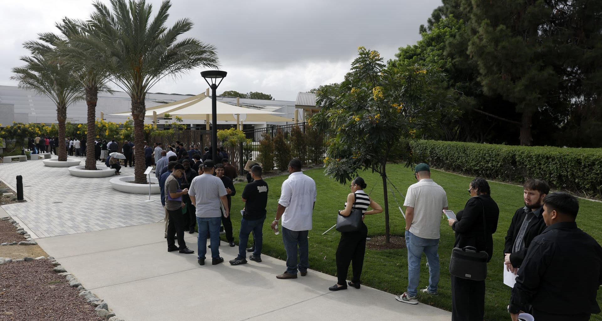 Why falling long-term unemployment is a bad sign for the job market