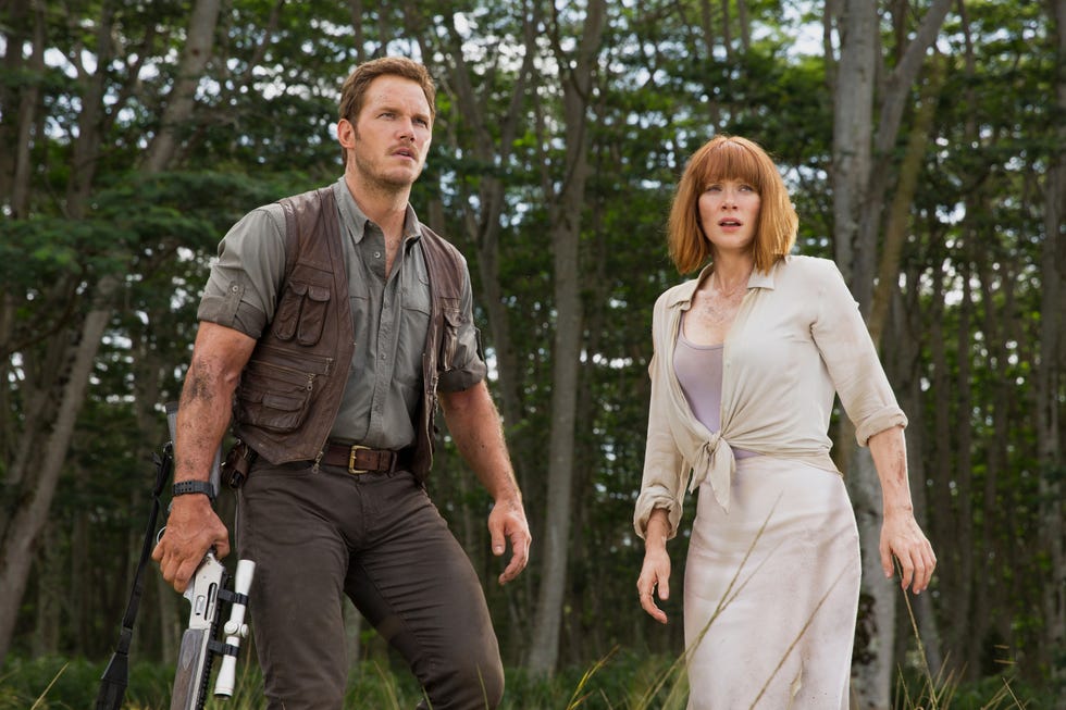 Chris Pratt and Bryce Dallas Howard in Jurassic World chris pratt and bryce dallas howard in jurassic world