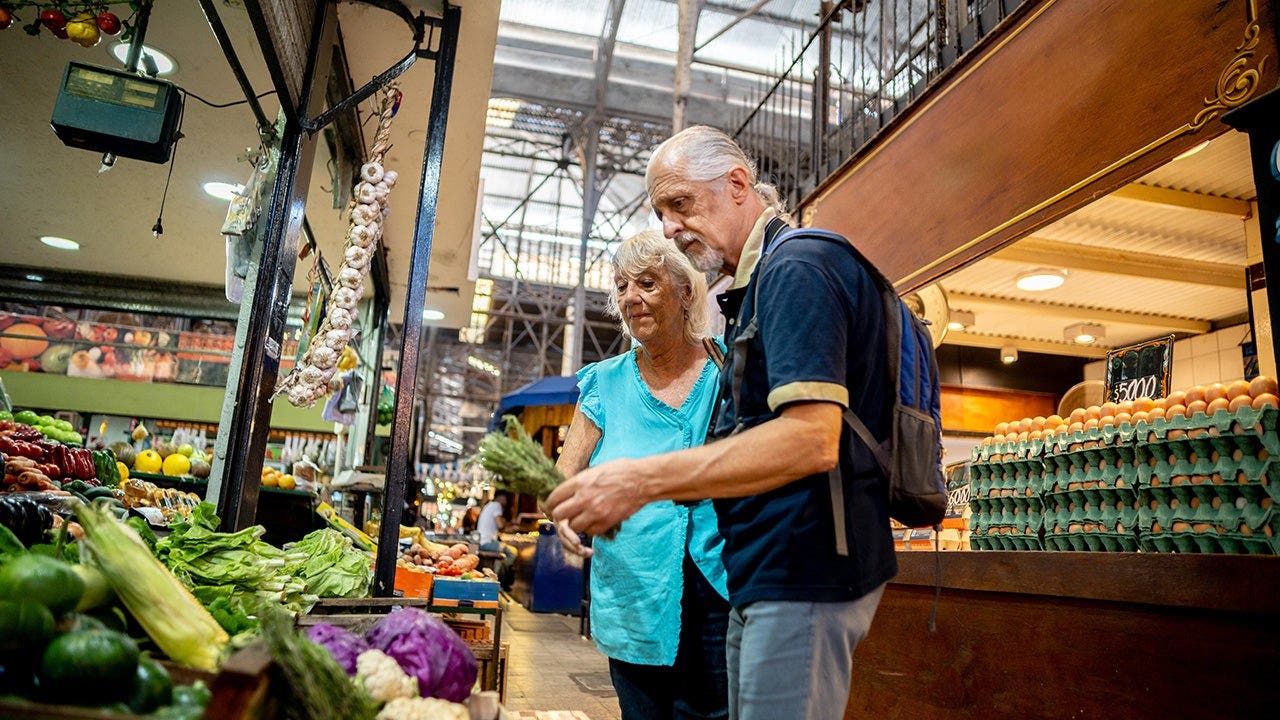 Self-checkout tops list of grocery store frustrations for boomers