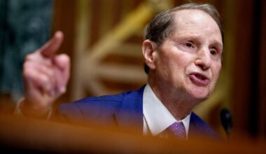 Senate Dems Post Memo On Reforms To Make Health Insurance More Affordable