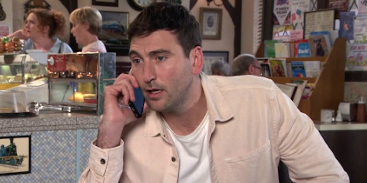 Coronation Street reveals Kit's discovery about Gary in early release episode
