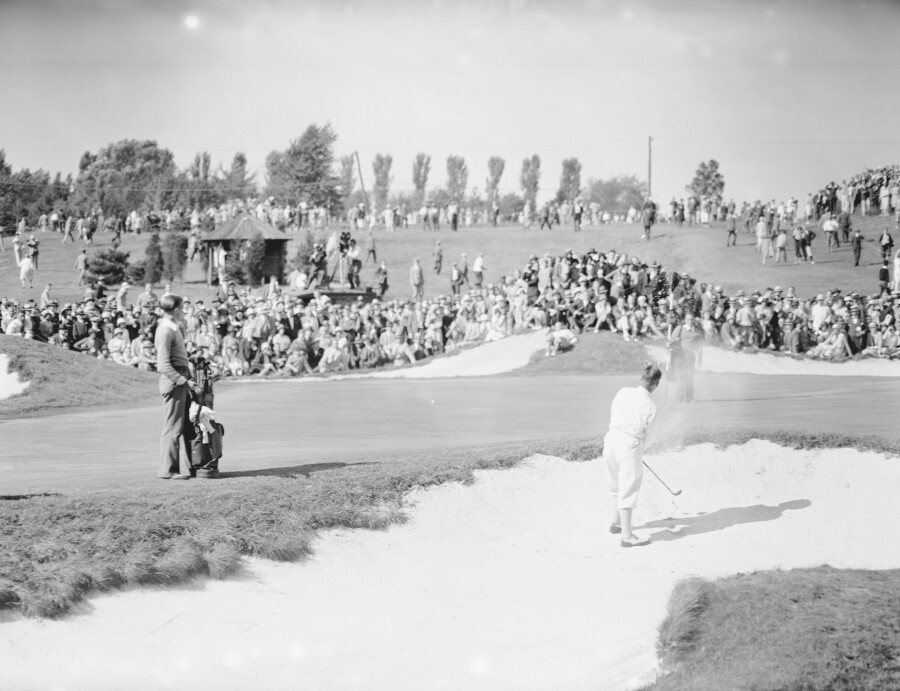 Bobby Jones Escaping the Sand Trap