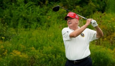 Trump’s pet DC golf project is literally sinking into the Potomac