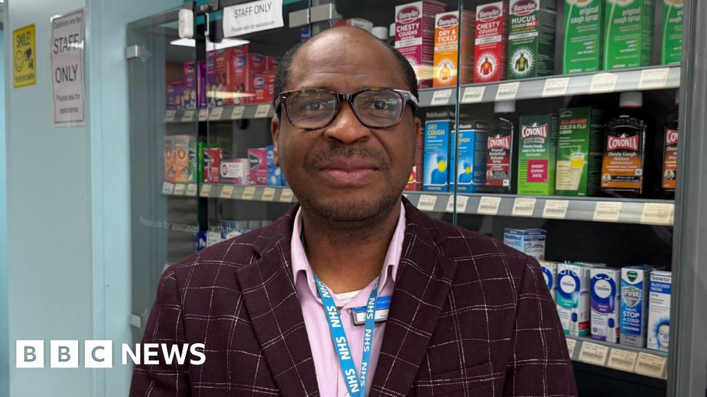 Hull pharmacist asks people not to over-order their medicine - BBC