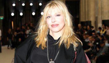 Courtney Love says she almost died in secret illness, lost her hair