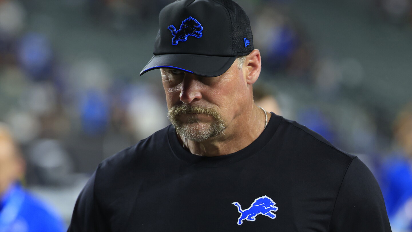 Dan Campbell wishes coaches had monitors on the sideline