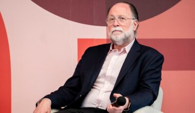 Financial Times flags Harvard professor for using AI to condense opinion piece