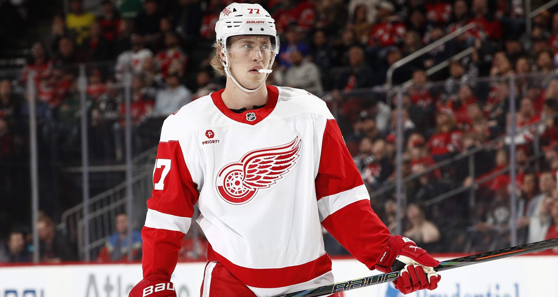 Red Wings Simon Edvinsson Makes his Stance Clear on Contract Negotiations