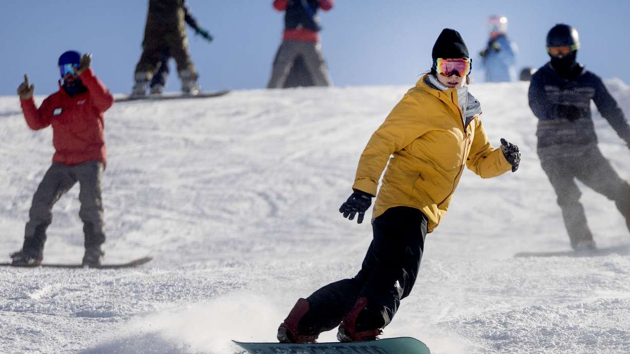 Visitors spent a record $13.7B in Utah's economy last year, report finds
