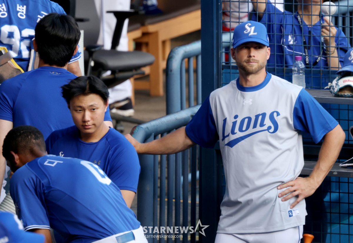 [Breaking News] Samsung extends Austin Bost's contract by two weeks! Park Jin-man: "We will give Ariel Harada a bit more time to build up his pitch count."