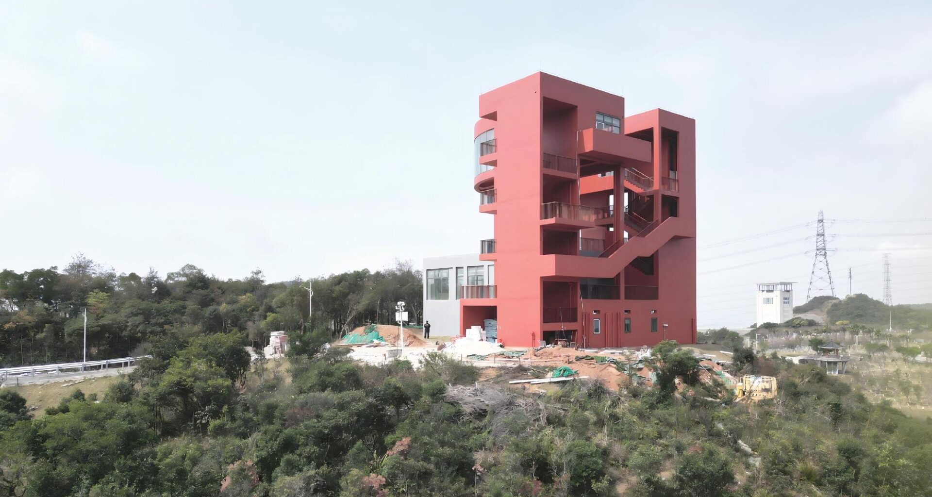 Ultra-small Infrastructure Buildings / NODE Achitecture & Urbanism