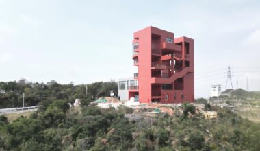 Ultra-small Infrastructure Buildings / NODE Achitecture & Urbanism