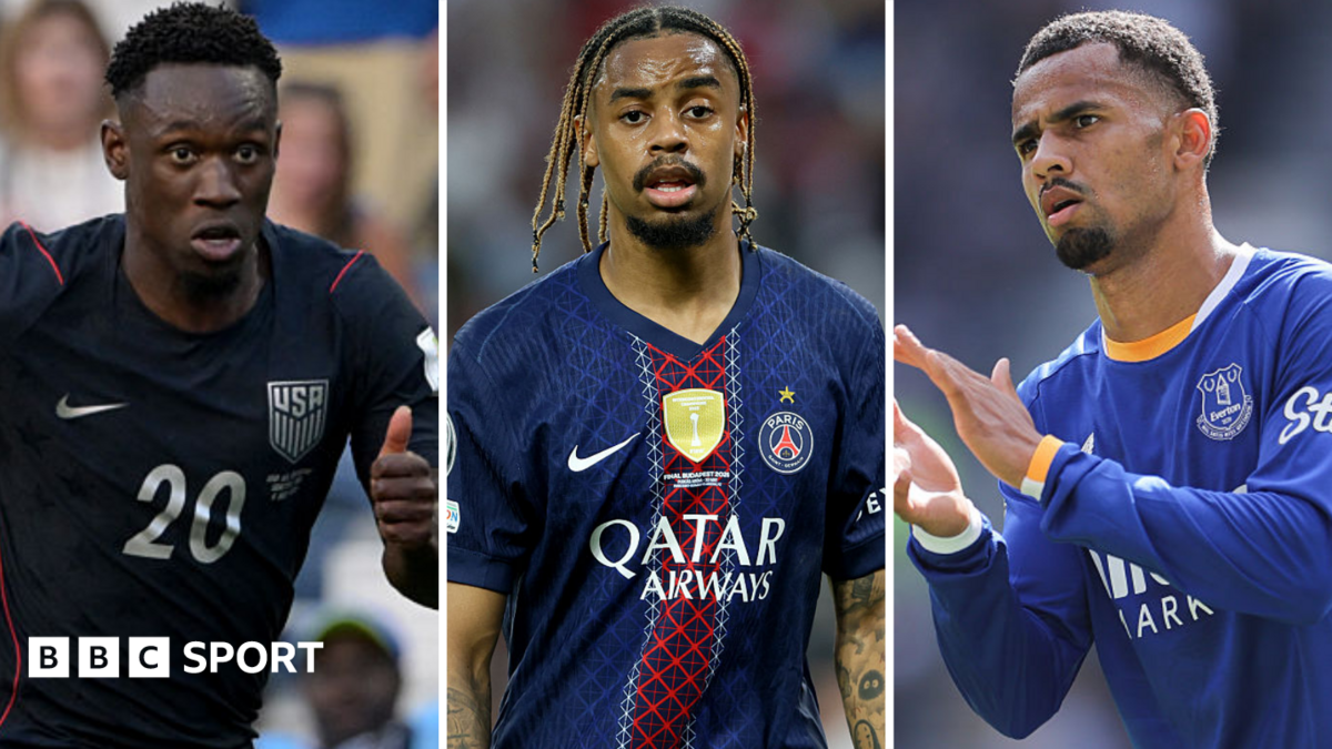 Transfers latest: Bradley Barcola close to Liverpool move, Cody Gakpo and Iliman Ndiaye updates - BBC