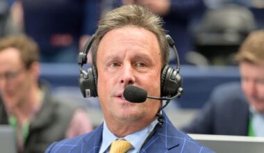 Karl Ravech would've discussed reduced pay with ESPN