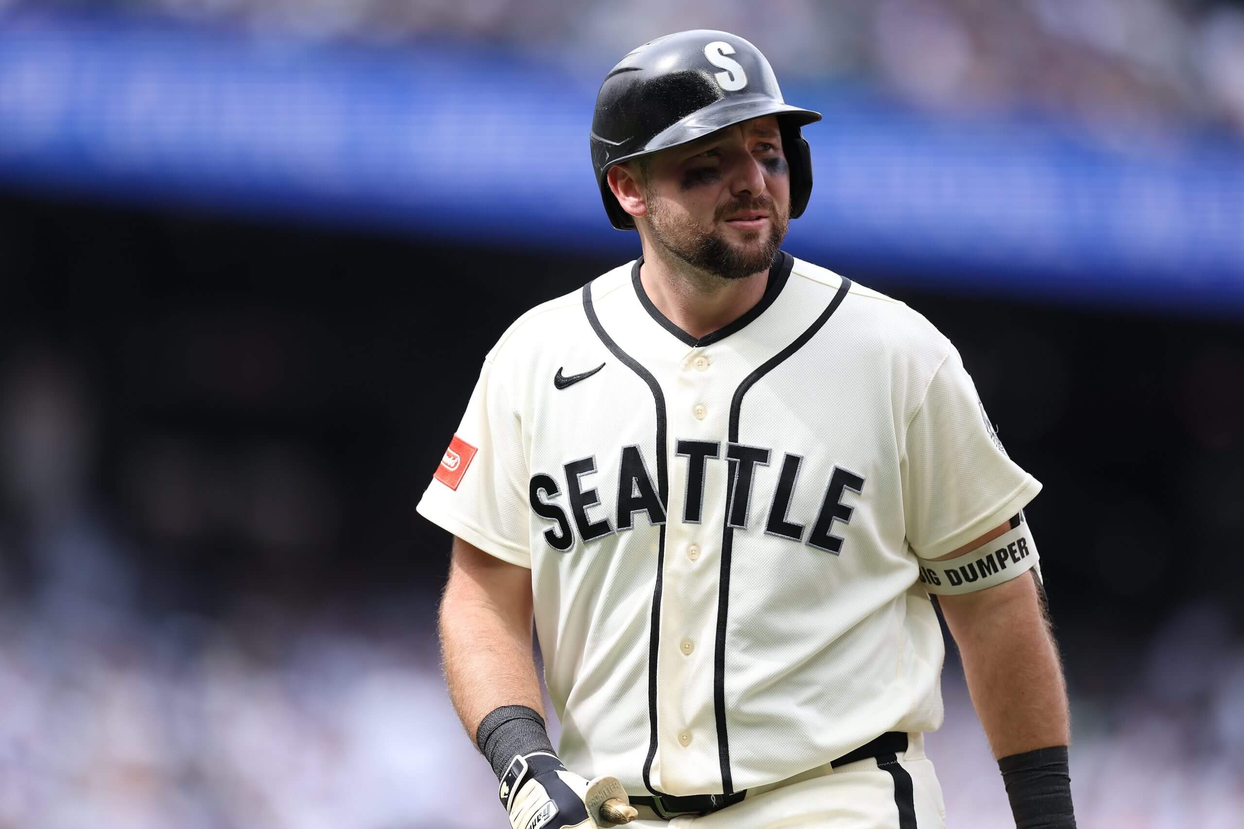 Seattle Mariners catcher Cal Raleigh (29) reacts after being lined out in the sixth inning at T-Mobile Park.