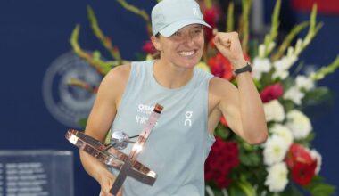 Iga Świątek rolls over Elena Rybakina in Canadian Open final