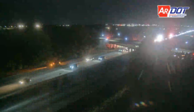 Crash with injuries reported on southbound I-49 near Rogers