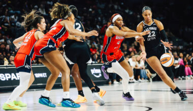 Aces center A'ja Wilson (22) catches a behind-the-back pass from Aces guard Chelsea Gray ( ...