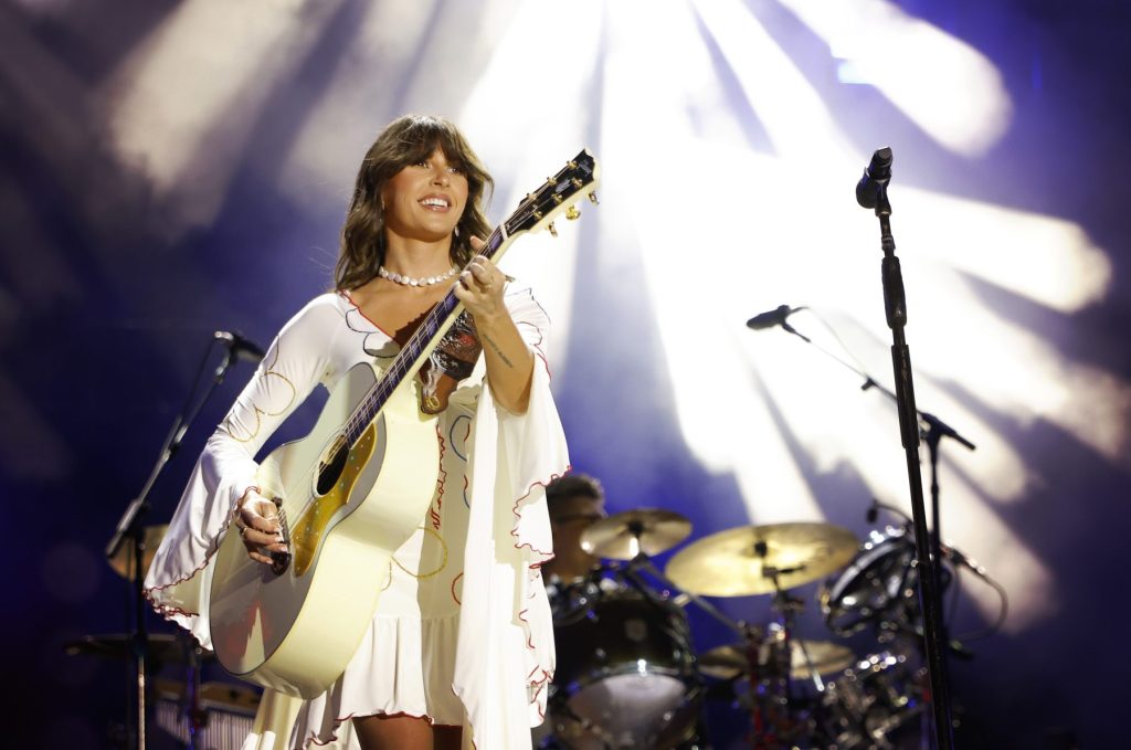 Ella Langley’s ‘Choosin’ Texas’ No. 1 on Hot 100 for 20th Week
