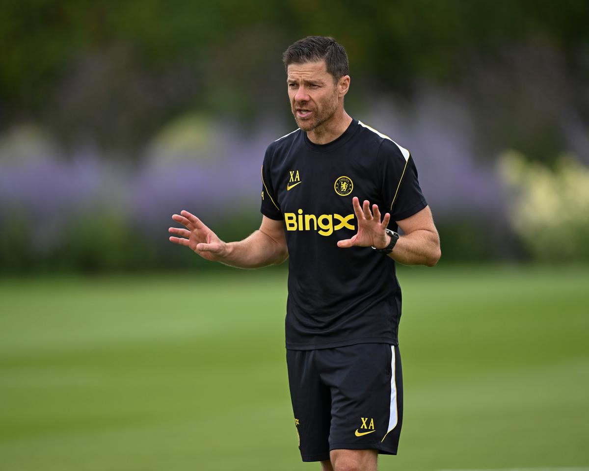 Chelsea debuts imminent this week as Xabi Alonso handed new seven-man boost - London Evening Standard