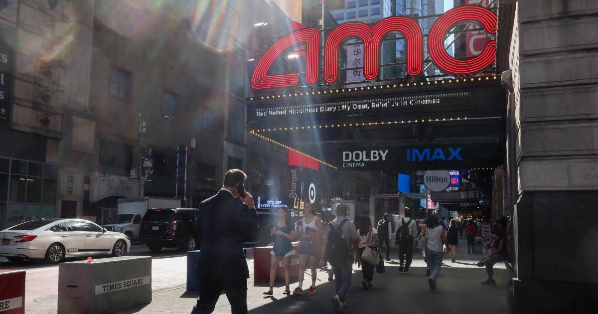 Americans fight economic gloom with makeup and movie tickets - NBC News