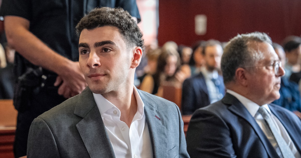 Luigi Mangione expected to plead guilty today during Manhattan federal court hearing