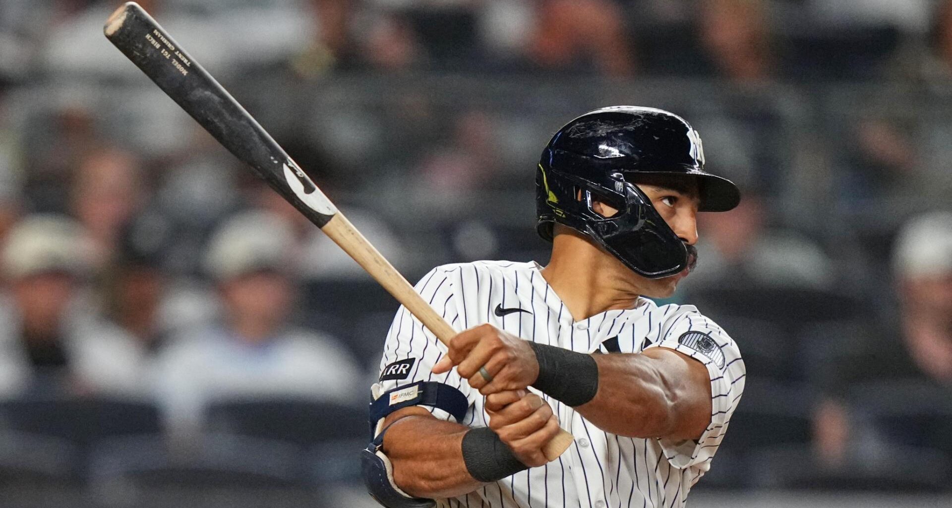 Grisham homers twice and drives in 4 as Yankees rally past struggling Mariners 10-5