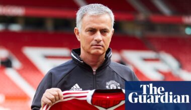 José Mourinho reveals he signed contract to succeed Alex Ferguson at Manchester United in 2013 | José Mourinho