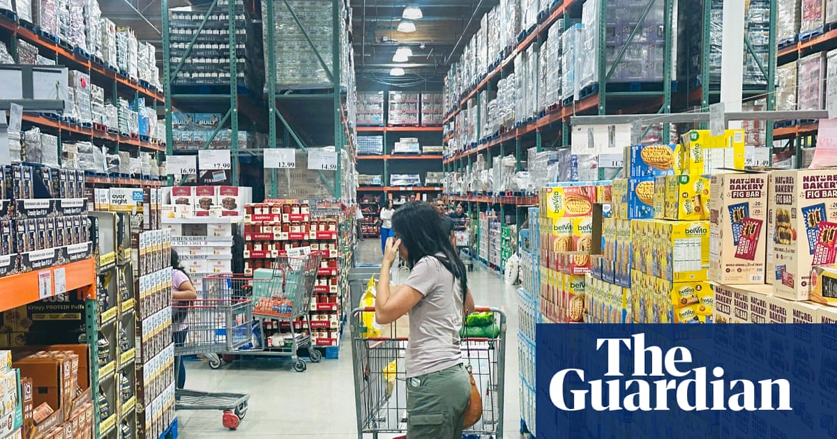 US consumer confidence falls in August as gas prices remain above $4 per gallon | US economy