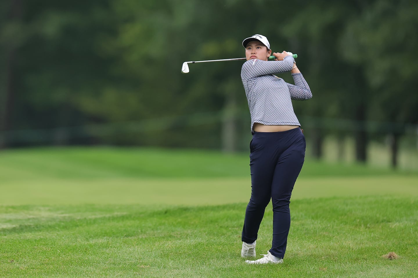 Suvichaya Vinijchaitham rattled off five straight birdies to start the second round of the FM Championship at TPC Boston.