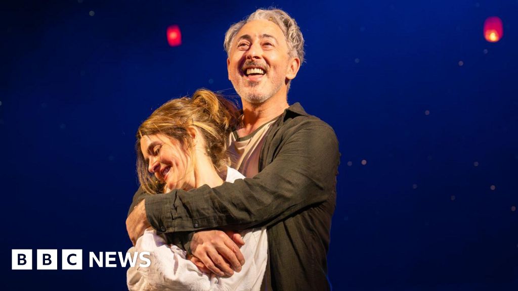 Cumming and Henderson write 40-year friendship into History of Paper - BBC